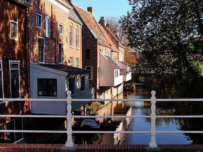 Appingedam, hangende keukens, 16-10-2011 Appingedam, hangende keukens, 16-10-2011