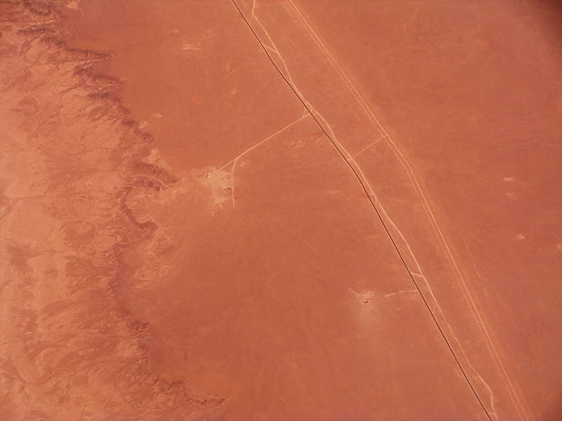 Blik op de Sahara van 10 km. hoogte, 28-8-2014