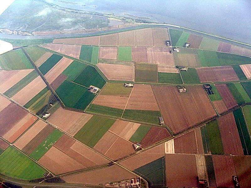 Door drukte op Schiphol moeten we een lus vliegen boven Zeeland en omgeving Rotterdam, 28 sep. 2014, ca. 10 uur