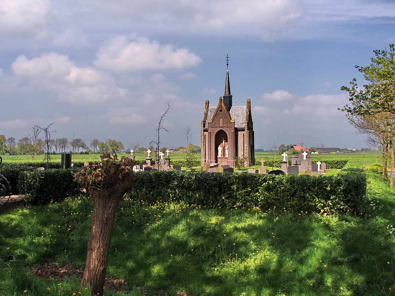 Kuinre, katholieke begraafplaats, 6-5-2017 Kuinre, katholieke begraafplaats, 6-5-2017