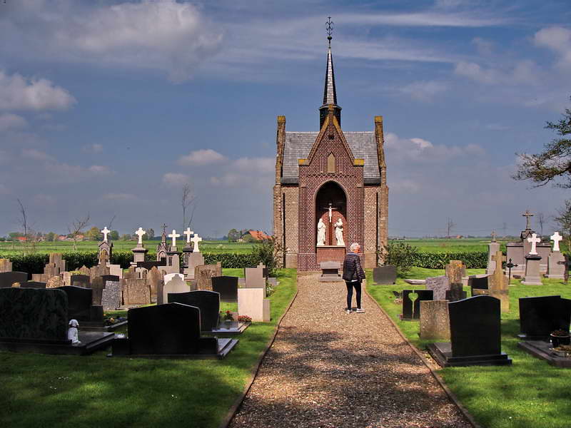 Kuinre, katholieke begraafplaats, 6-5-2017 Kuinre, katholieke begraafplaats, 6-5-2017