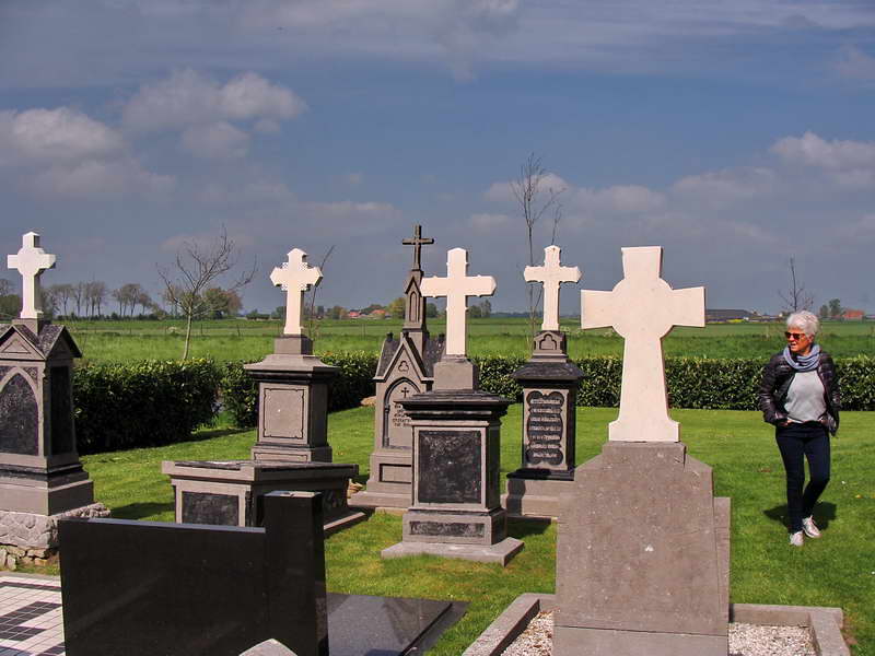 Kuinre, katholieke begraafplaats, 6-5-2017 Kuinre, katholieke begraafplaats, 6-5-2017