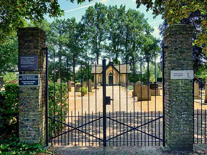 Kallenkote, begraafplaats, 13-7-2018 Kallenkote, begraafplaats, 13-7-2018