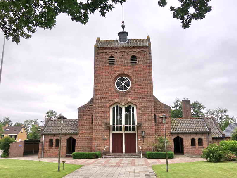 Zuidhorn, gereformeerde kerk, 27-6-2019 Zuidhorn, gereformeerde kerk, 27-6-2019