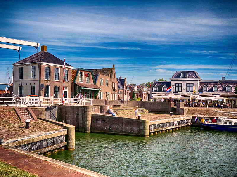 Stavoren, met het Vrouwtje van Stavoren, 4-7-2019