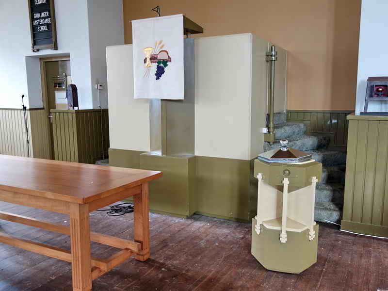 Onderdendam, voormalig gereformeerde kerk, stijl Groninger variant Amsterdamse School, 7-7-2019