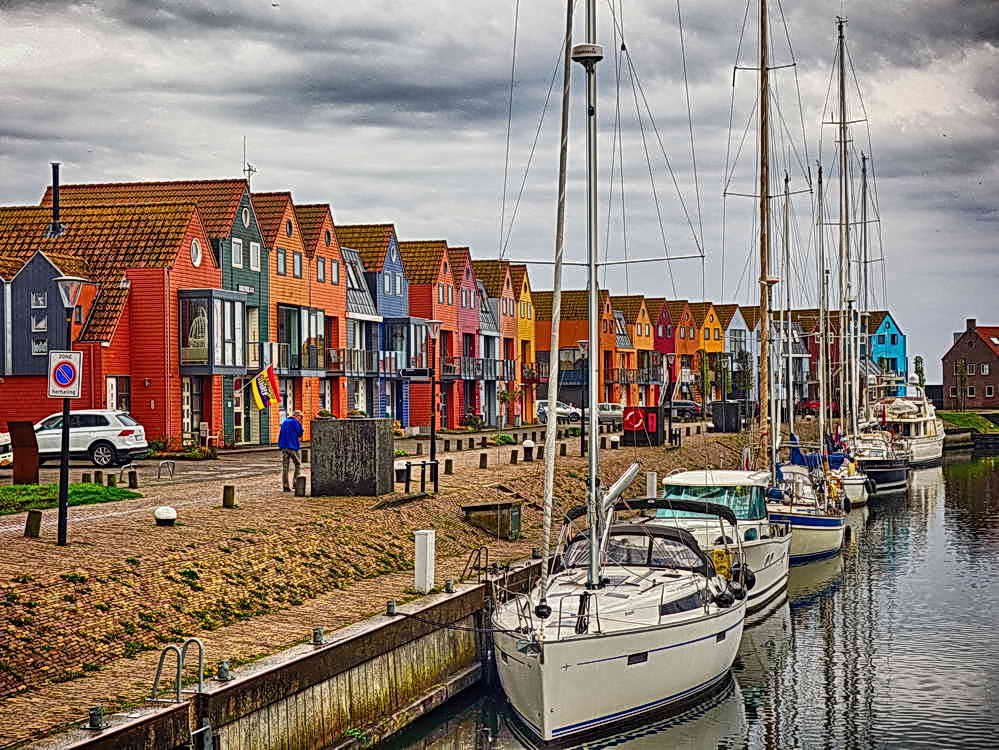 Stavoren, nieuwbouw met zicht op de haven, 11-5-2021