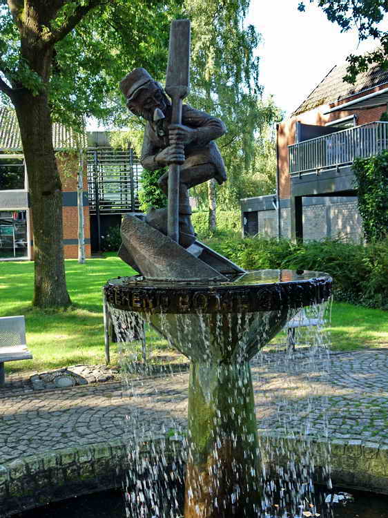 Zuidlaren, beeld Berend Botje door Willy R. Pot, 23-8-2021