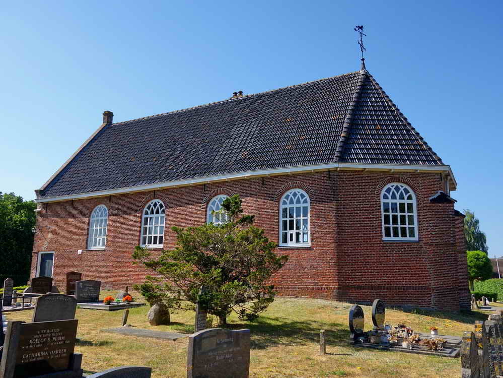 Boijl, dorpskerk (13de eeuw) met klokkenstoel, 13-6-2023