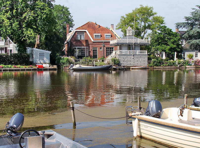 Broek in Waterland, schilderachtig dorpsgezicht, 12-7-2014