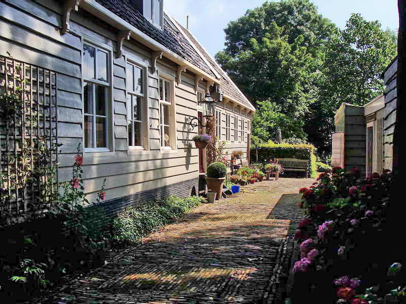 Broek in Waterland, doorkijkje, 12-7-2014