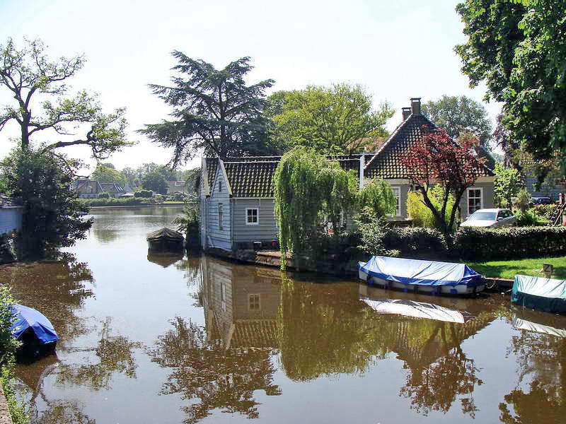 Broek in Waterland, schilderachtig dorpsgezicht, 12-7-2014