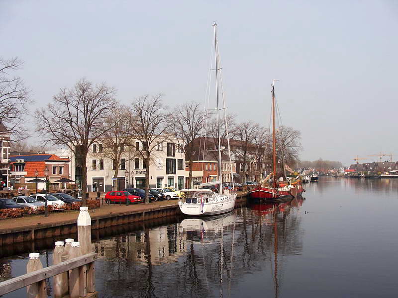 Zwartsluis, Handelskade, 10-4-2015 Zwartsluis, Handelskade, 10-4-2015